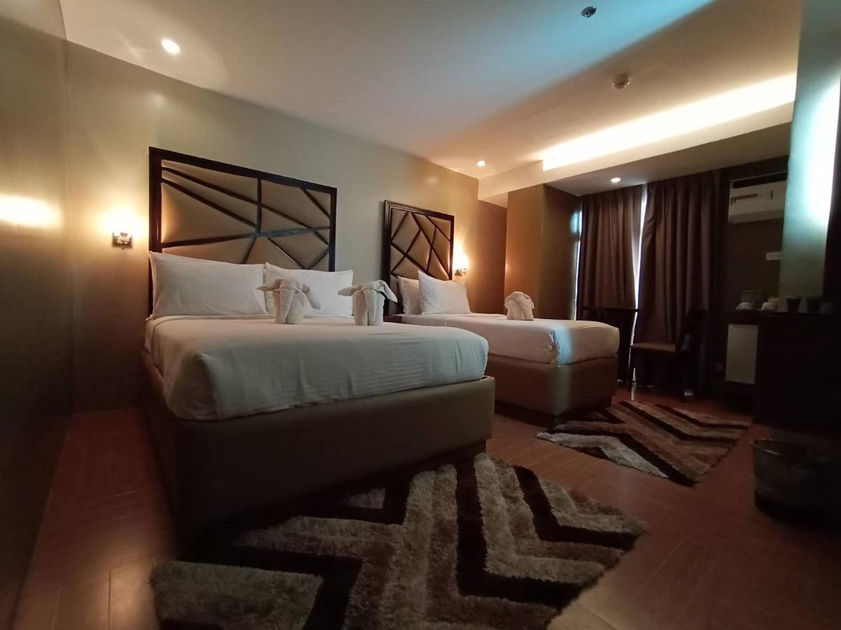 Treasure Island Hotel With Mini Water Adventure Masbate City Eksteriør bilde