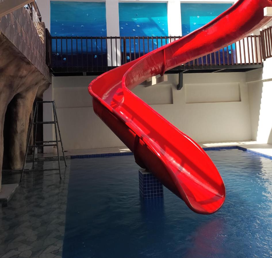 Treasure Island Hotel With Mini Water Adventure Masbate City Eksteriør bilde